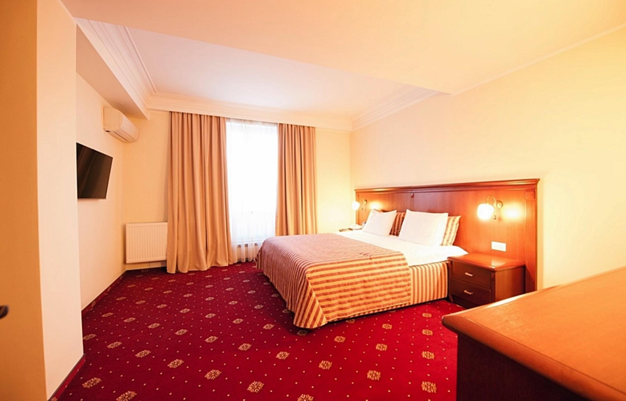 Hotel Minerva ブカレスト エクステリア 写真
