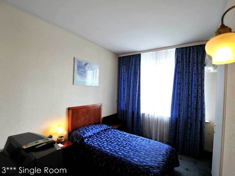 Hotel Minerva ブカレスト エクステリア 写真